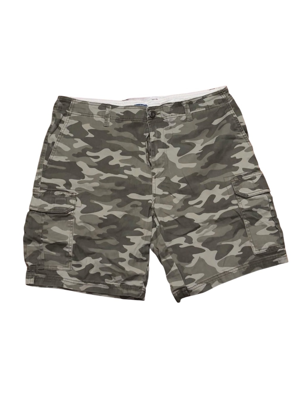 camo cargo shorts